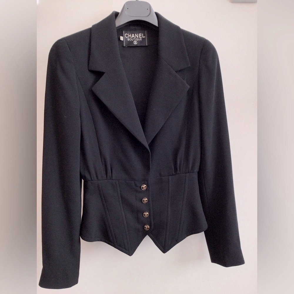 CHANEL Black Jacket 36 FR (2-4 US) Gold Cc Logo Buttons